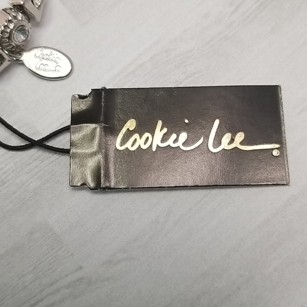 Cookie Lee Crystal silver glam stretch bracelet-clear NWT - Picture 4 of 7